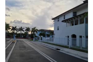 8800 NW 97th Ave APT 102, Doral, FL 33178, Sold 09/13/22
