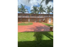 1265 W 24th St, Hialeah, FL 33010, Sold 08/19/22