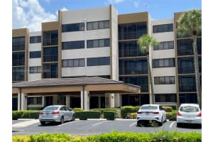 9735 NW 52nd St APT 301, Doral, FL 33178, Sold 09/23/22