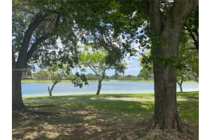 9717 Hammocks Blvd APT 207, Miami, FL 33196, Sold 09/02/22