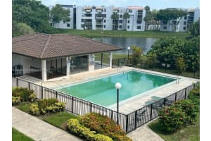 1300 SW 122nd Ave Apt 315-2, Miami, FL 33184, Sold 11/04/22
