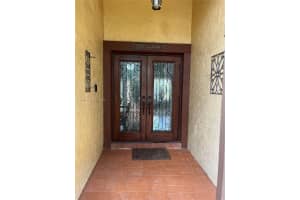 6021 NW 201st Ln, Hialeah, FL 33015, Sold 09/07/22