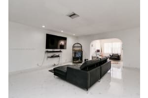 8220 NW 68th Ave, Tamarac, FL 33321, Sold 08/31/22