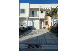 7220 NW 103rd Path a, Doral, FL 33178, Sold 08/26/22