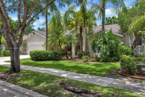 1899 Landing Way, Weston, FL 33326, Sold 11/17/22