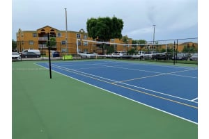 9731 Fontainebleau Blvd F109, Miami, FL 33172, Sold 10/17/22