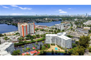 1300 NE Miami Gardens Dr #714e, Miami, FL 33179, Sold 09/14/22