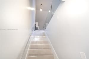 7727 W 29th Ln Apt 202-39, Hialeah, FL 33018, Sold 08/26/22
