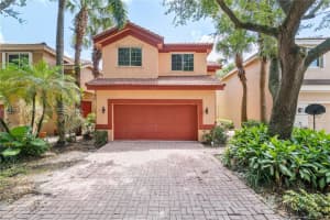 112 NW 106th Ave, Plantation, FL 33324, Sold 10/28/22