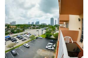 2200 E Hallandale Beach Blvd #504, Hallandale Beach, FL 33009, Sold 08/26/22
