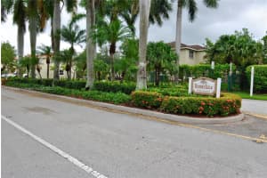 16904 SW 35th St, Miramar, FL 33027, Sold 10/27/22