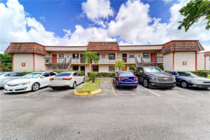851 NE 207th Ln Apt 203-13, Miami, FL 33179, Sold 09/14/22