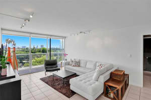3701 N Country Club Dr APT 604, Aventura, FL 33180, Sold 09/29/22