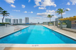 Opera Tower, 1750 N Bayshore Dr APT 1217, Miami, FL 33132, Sold 12/02/22