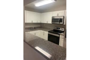 9473 SW 76th St APT P8, Miami, FL 33173, Sold 11/14/22