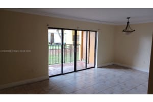 586 NW 114th Ave APT 103, Miami, FL 33172, Sold 08/19/22