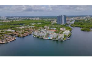 16570 NE 26th Ave #5a, North Miami Beach, FL 33160, Sold 12/19/22