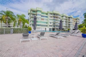 16570 NE 26th Ave #5a, North Miami Beach, FL 33160, Sold 12/19/22