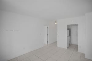 3030 Collins Ave #2b, Miami Beach, FL 33140, Sold 12/15/22