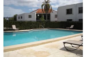 9431 Fontainebleau Blvd APT 203, Miami, FL 33172, Sold 09/02/22