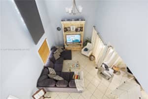 10225 NW 57th Terrace, Doral, FL 33178, Sold 10/07/22
