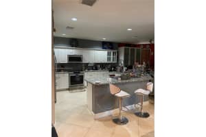 11060 NW 72nd Terrace, Doral, FL 33178, Sold 11/04/22