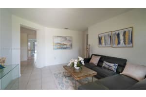 2589 SE 3rd St, Homestead, FL 33033, Sold 10/14/22