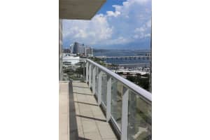 300 S Biscayne Blvd t 2816, Miami, FL 33131, Sold 10/03/22