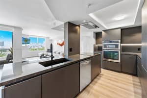 1800 Sunset Harbour Dr #1807, Miami Beach, FL 33139, Sold 09/15/22