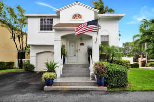 11901 NW 12th St, Pembroke Pines, FL 33026, Sold 10/03/22
