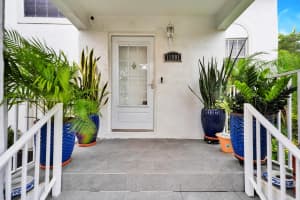 11901 NW 12th St, Pembroke Pines, FL 33026, Sold 10/03/22