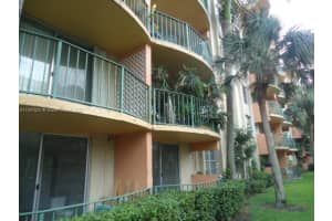 9310 Fontainebleau Blvd APT 413, Miami, FL 33172, Sold 08/23/22