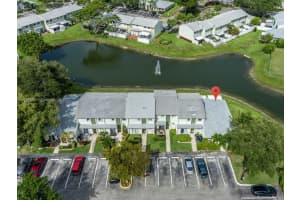 827 Crystal Lake Dr #827, Pompano Beach, FL 33064, Sold 10/13/22