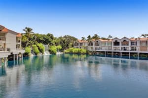 8841 SW 68th Ave, Miami, FL 33156, Sold 09/08/22
