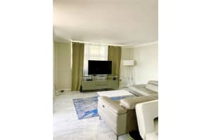 1833 S Ocean Dr APT 411, Hallandale Beach, FL 33009, Sold 09/28/22