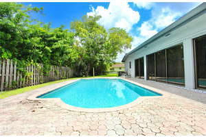 20515 NE 22nd Ave, Miami, FL 33180, Sold 09/30/22