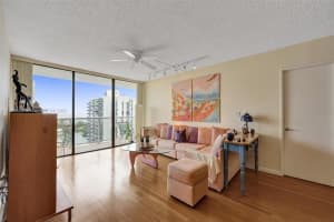 3731 N Country Club Dr, Aventura, FL 33180, Sold 09/12/22