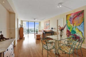 3731 N Country Club Dr, Aventura, FL 33180, Sold 09/12/22