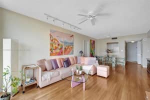 3731 N Country Club Dr, Aventura, FL 33180, Sold 09/12/22
