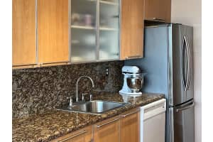 18051 Biscayne Blvd, Aventura, FL 33160, Sold 11/21/22