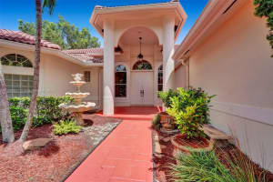 10471 NW 66th St, Parkland, FL 33076, Sold 01/20/23
