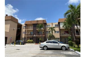 10851 SW 2nd St, Miami, FL 33174, Sold 12/22/22