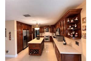Miami, FL 33184, Sold 12/19/22