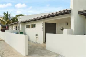 19569 NW 55th Cir Pl #5, Miami Gardens, FL 33055, Sold 09/07/22