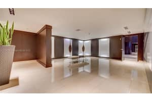 900 Biscayne Bay, Miami, FL 33132, Sold 10/03/22