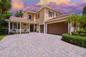 4727 Village Way, Davie, FL 33314, Sold 09/30/22