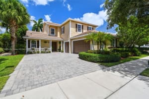 4727 Village Way, Davie, FL 33314, Sold 09/30/22
