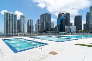 92 SW 3rd St APT 4910, Miami, FL 33130, Sold 09/15/22