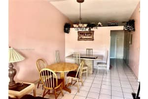 7652 NW 180th Terrace, Hialeah, FL 33015, Sold 11/01/22
