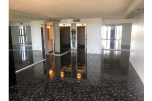 1000 Quayside Terrace, Miami, FL 33138, Sold 12/13/22